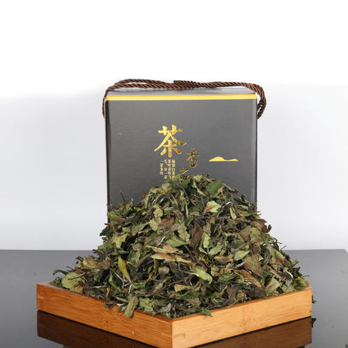  白茶的春茶和秋茶，它们之间的区别在哪里?