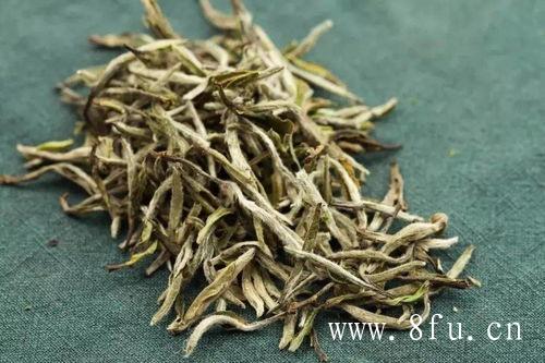 其次，从福鼎白茶的制作工艺上来看，福鼎白茶属于白茶，而不属于红茶。