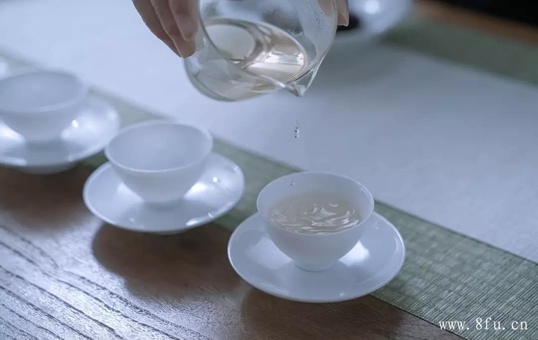 你知道白茶都有什么特点？