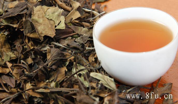 泡白茶时需要放多少茶叶,喝白牡丹白茶适宜人群