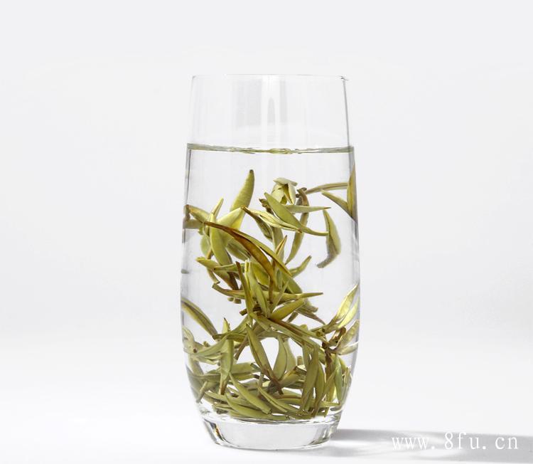 寿眉茶的一种名茶，属于白茶类,寿眉茶的一种名茶，属于白茶类