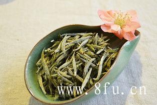 寿眉茶工艺及特征,白瓷盖碗冲泡老白茶的好处,寿眉茶工艺及特征