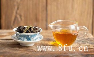 冲泡白茶茶饼可以使用较高的温度